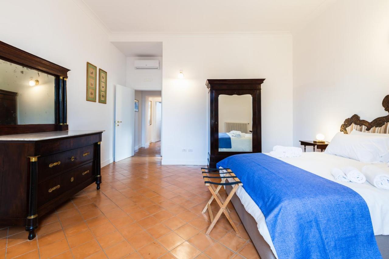 Palazzo Marigliano - Serviced Apartments Neapel Exterior foto