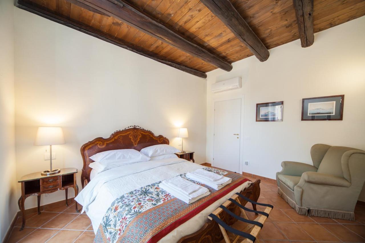 Palazzo Marigliano - Serviced Apartments Neapel Exterior foto